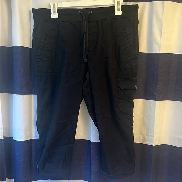 Sonoma Pants - Sonoma Cotton Blend Black Pull On Capris